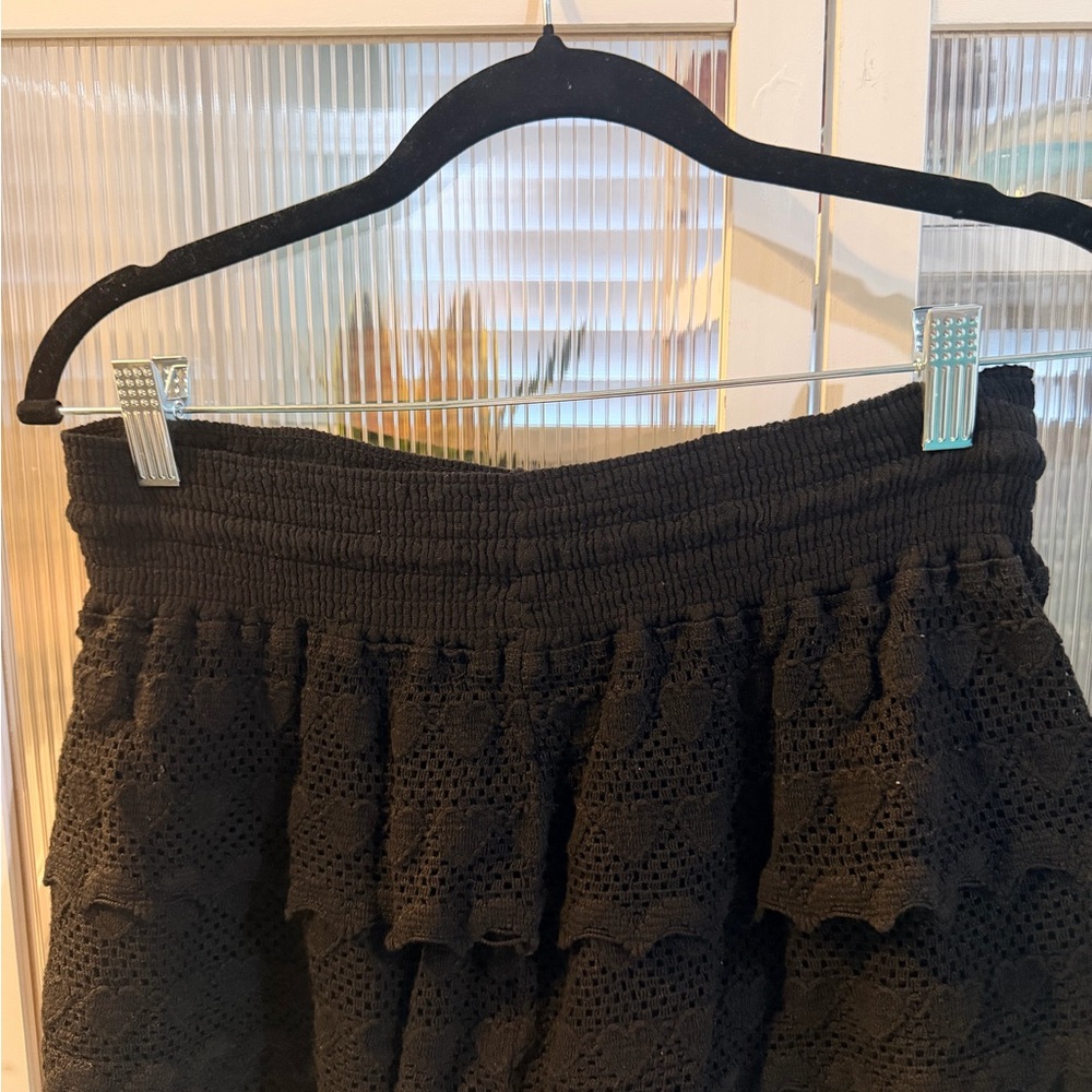 Black Crochet Ruffle Skort - Picture 2 of 4